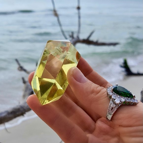 Genuine Pure Citrine Crystal. Unheated Citrine, High Altitude natural Citrine. - Picture 5 of 10